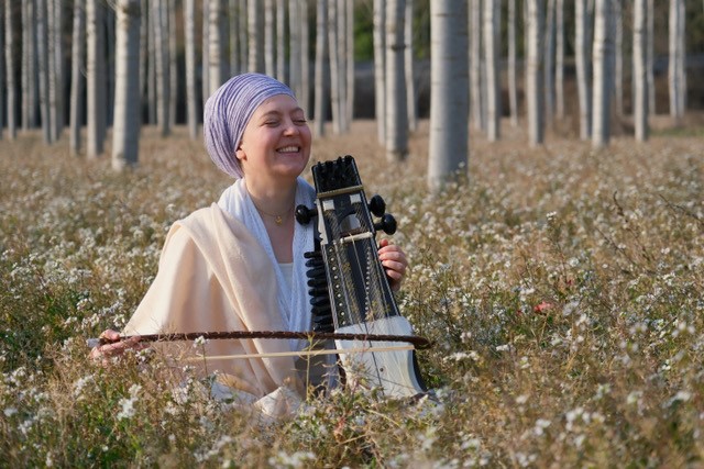 „Intuitive music meets healing music from ancient India/