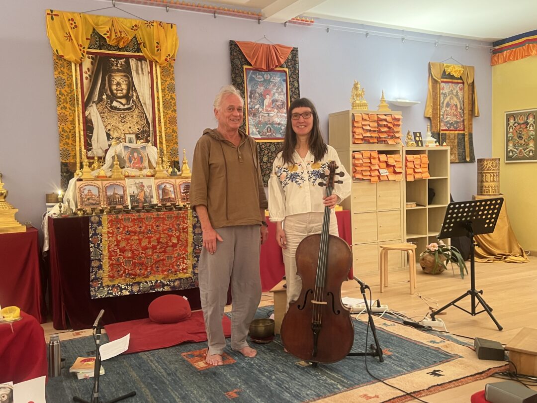 Workshop: Cello und Kum Nye Yoga im Lehmbruckmuseum